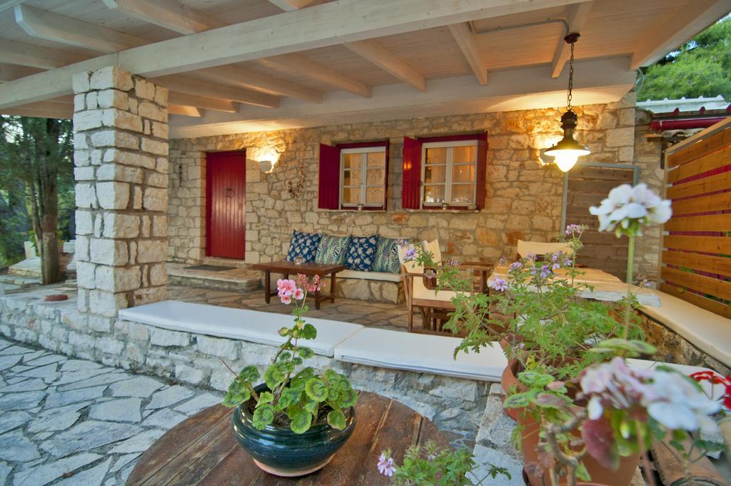 Captain Mike'S Villa II Sívota Buitenkant foto