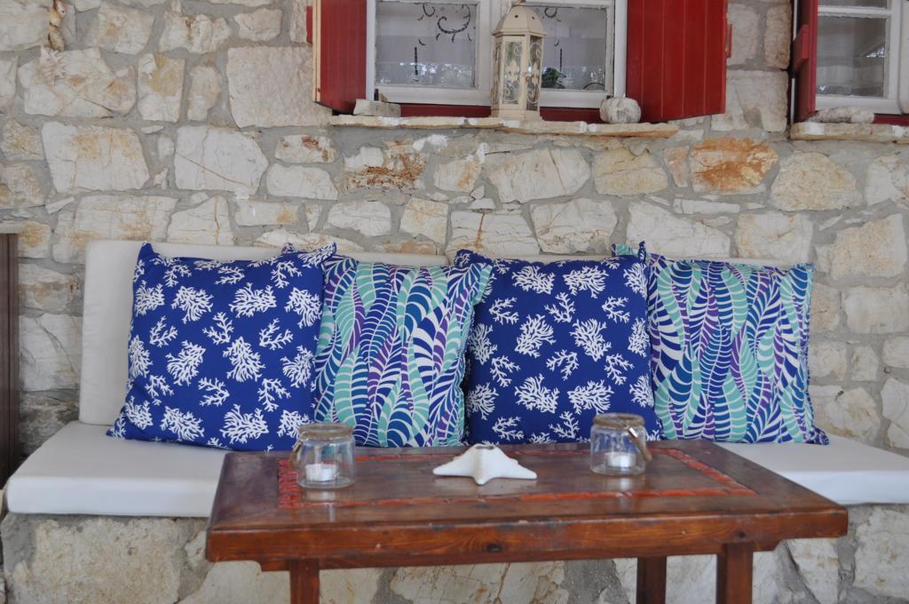 Captain Mike'S Villa II Sívota Buitenkant foto